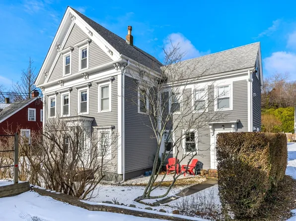 442 Commercial St APT 2, Provincetown, MA 02657