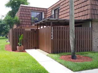 1222 SW 118th Ter, Davie, FL 33325