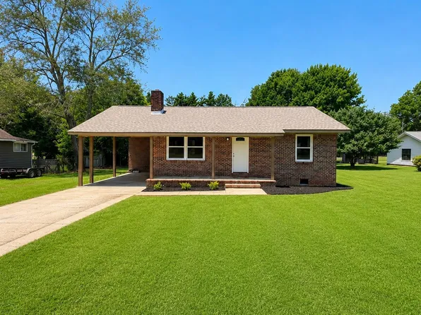 611 Church St, Rogersville, AL 35652