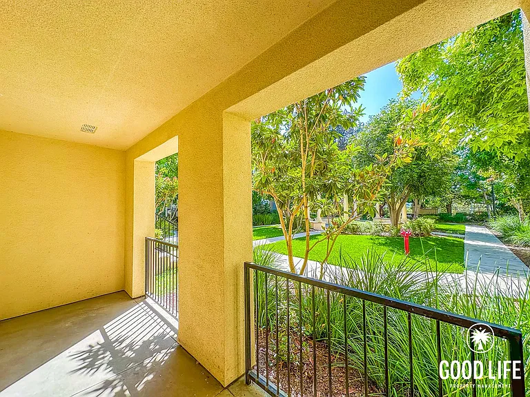 2260 Watermarke Pl — Photo 26