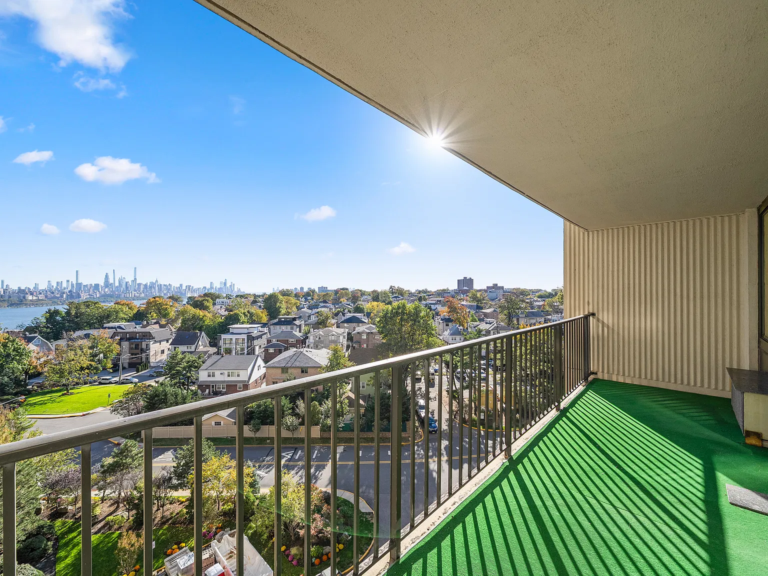 2 bed, 1211 sqft, $3,500 — Photo 4