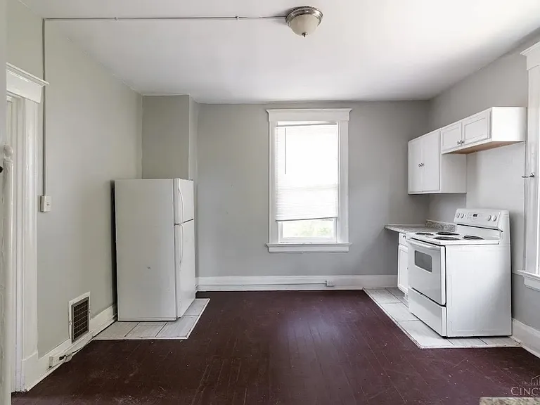 3947 Cass Ave — Photo 10