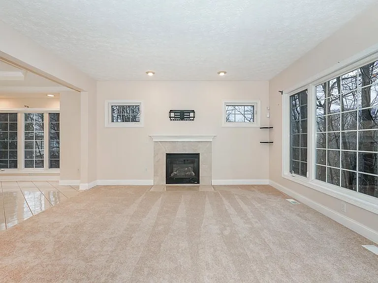 3729 Edgehill Dr — Photo 42