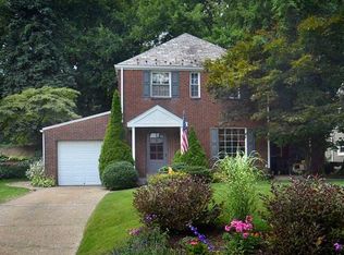 1017 Old Gate Rd, Pittsburgh, PA 15235