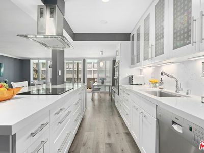 848 N Kings Rd APT 207, West Hollywood, CA, 90069