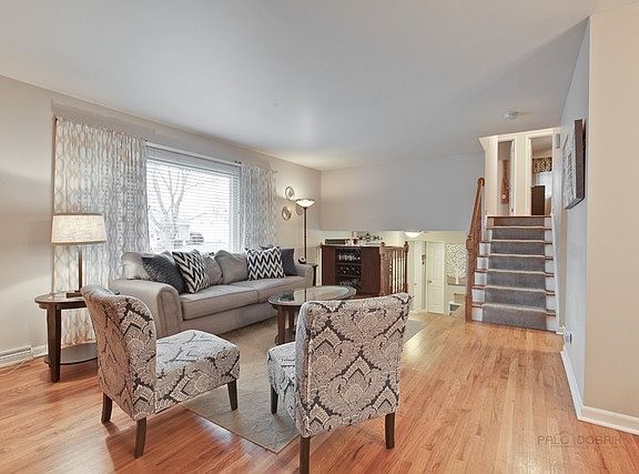 4th image of 344 N Babcock Dr