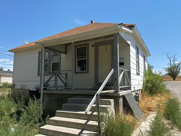 523 E 100 N — Photo 1