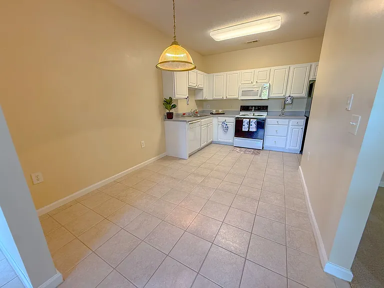 2510-202 Friedland Pl — Photo 7