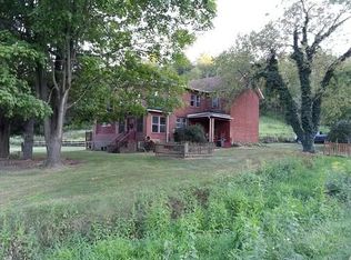 879 Washington Rd, Prosperity, PA 15329