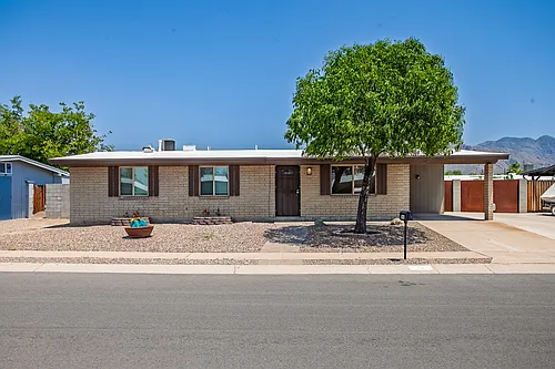 7660 N Nathan Hale Ave Photo 1