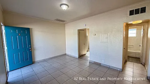 1233 W Pierce St #3 Photo 1