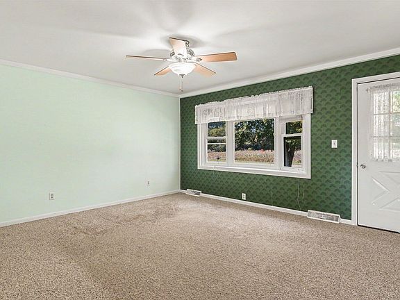 5th image of 8209 Smythe Rd