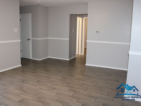 3rd image of 1101 E 44th St
