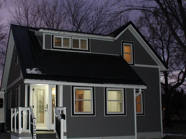 1327 Carroll St, Boone, IA 50036