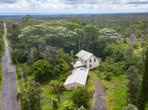 16-751 Poola Rd, Kurtistown, HI 96760