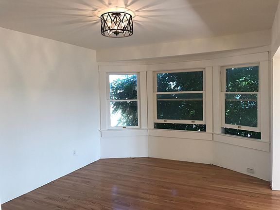 4th image of 2312 Hancock St