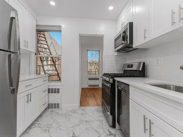 65-45 Yellowstone Blvd #6E, Forest Hills, NY 11375