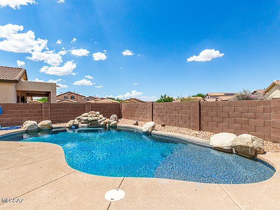 4th image of 10558 S Ariana Dr