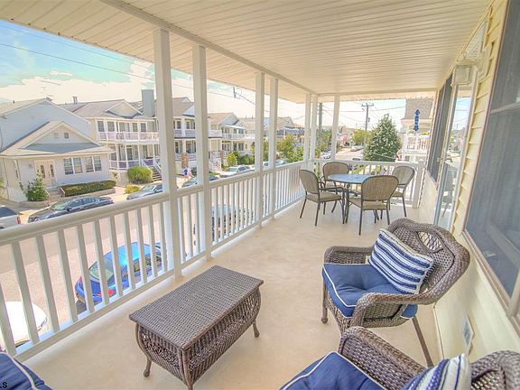 2nd image of 1630 Asbury Ave #2