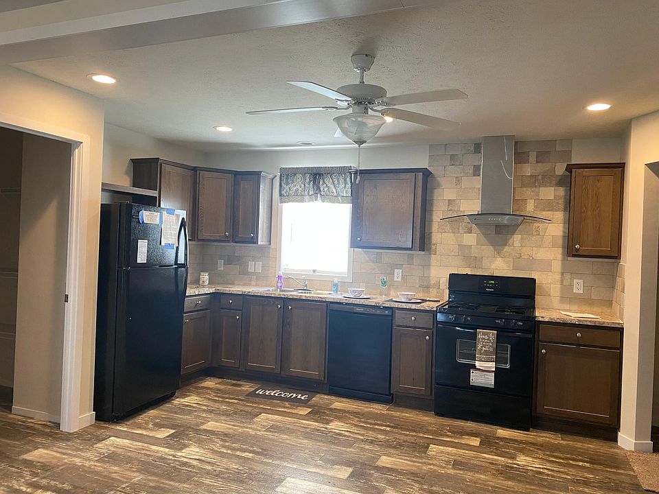 2nd image of 604 W John Beers Rd #4-N