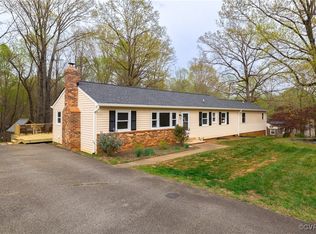 2118 Chestnut Oaks Rd, Powhatan, VA 23139