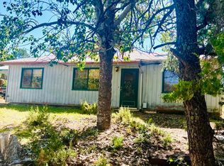 6 Taylor Pl, Tijeras, NM 87059