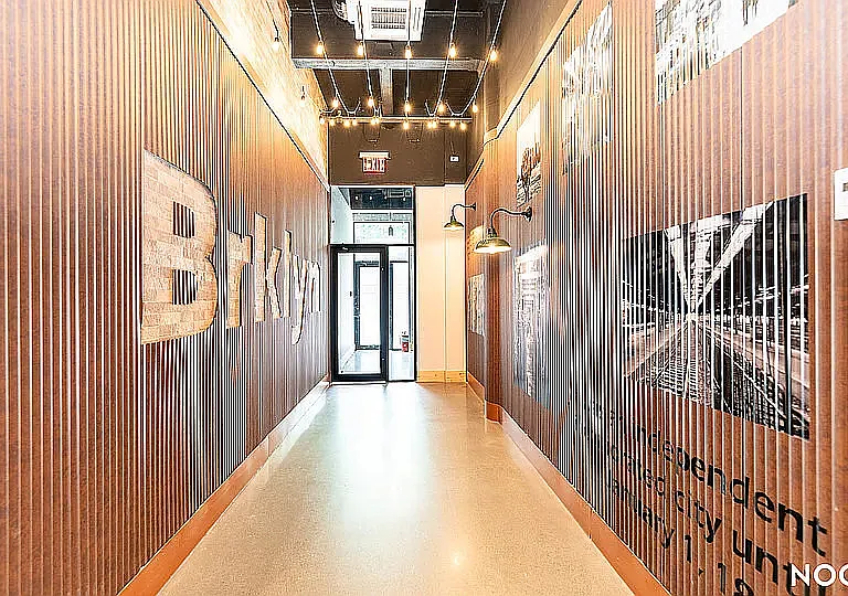 255 18th St #206 — Photo 21