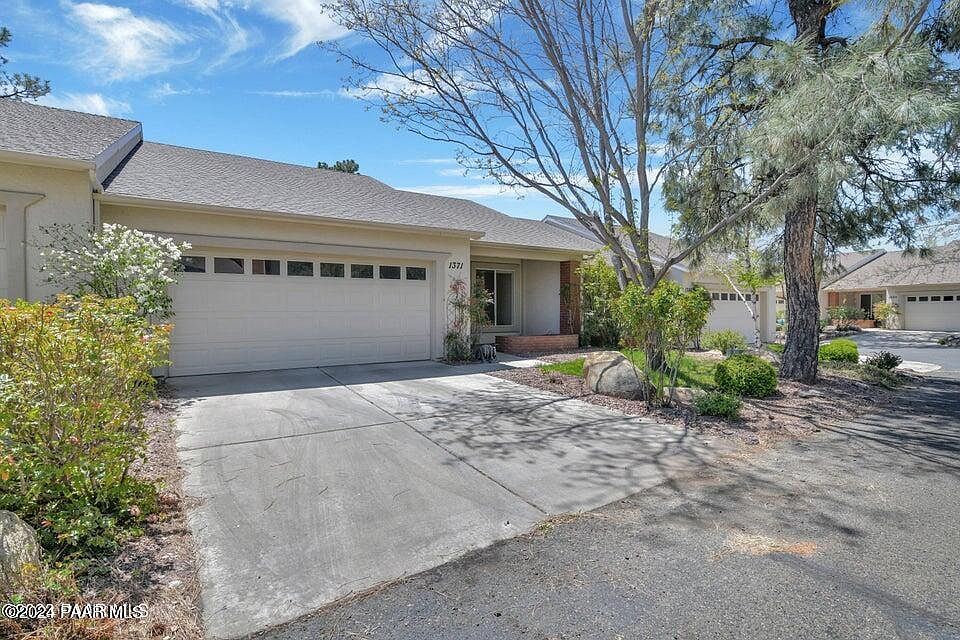 1st image of 1371 Loren Dr