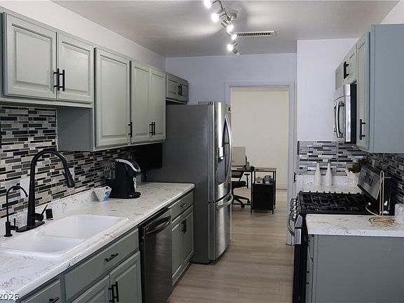 2nd image of 115 Parrish Ln
