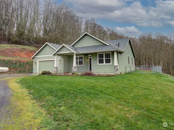 272 Trout Lakes Road, Castle Rock, WA 98611