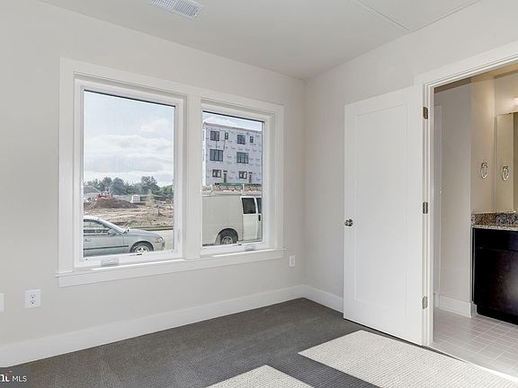 4th image of 8051 Tribeca St