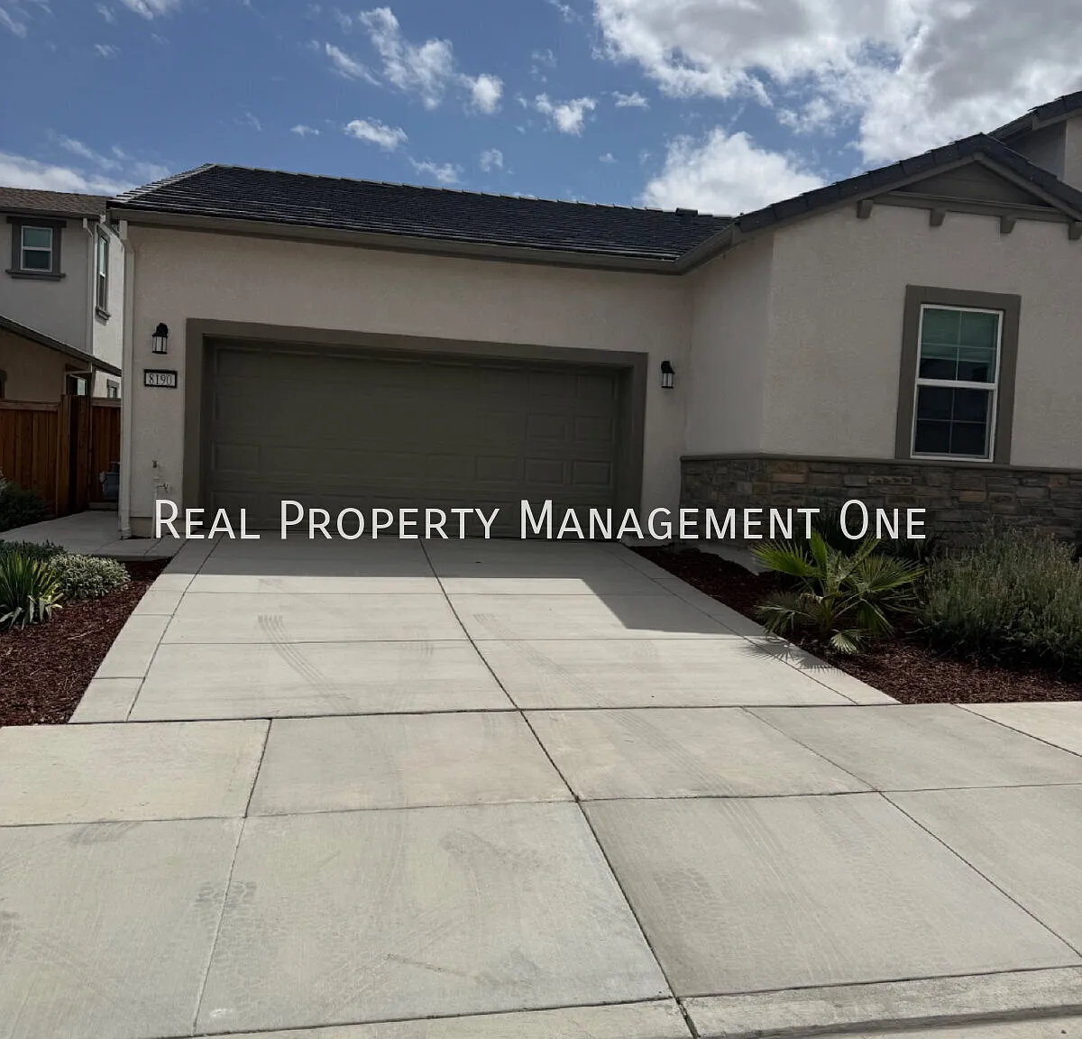 Brand-New 4-Bedroom Single-Story Home with Solar, Stunning Views & Open Floor Plan! — Photo 3