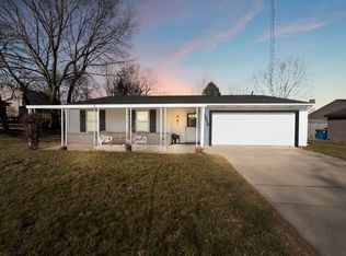 1317 Garwood Dr, Auburn, IN