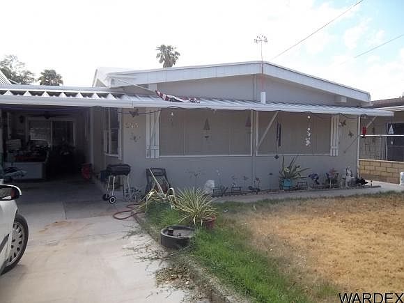1st image of 243 E Riverfront Dr