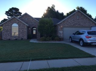2338 N Kenswick Ave, Fayetteville, AR 72704