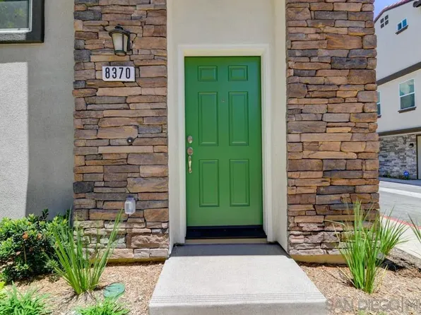 8370 Yosemite St, Lemon Grove, CA 91945