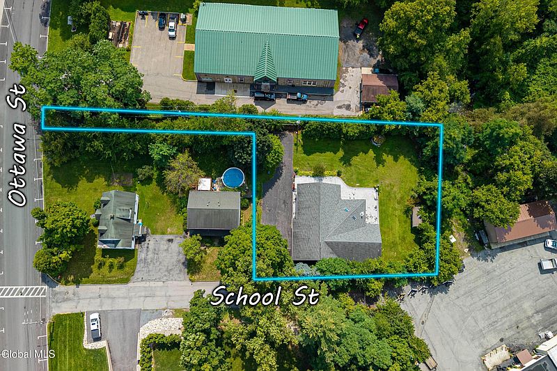 3rd image of 225 Ottawa Street