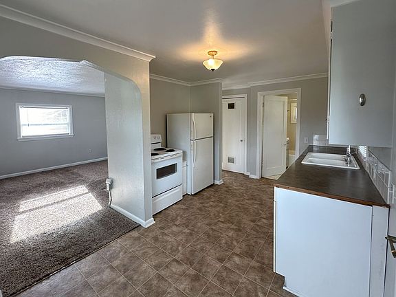 4th image of 2505 Baker Ave #2506
