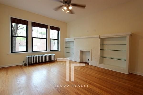 1st image of 1949 W Cuyler Ave #19511