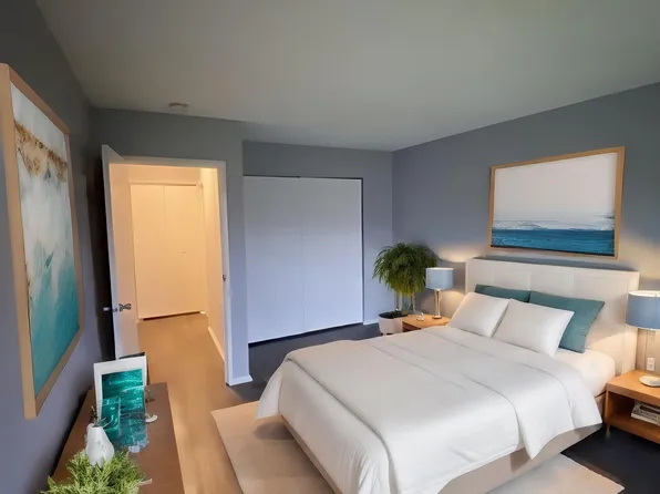 Walnut Village of Yale