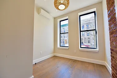 Rented by Nolita Group