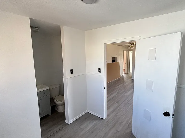 4812 S 31st St — Photo 24