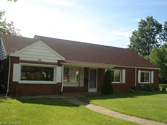 4th image of 660 Hemlock Dr