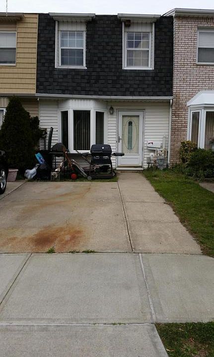 1st image of 185 Sandalwood Dr