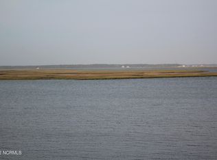 184 Lennoxville Point Rd, Beaufort, NC 28516