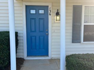 136 Winslow Ln, Clayton, NC 27520