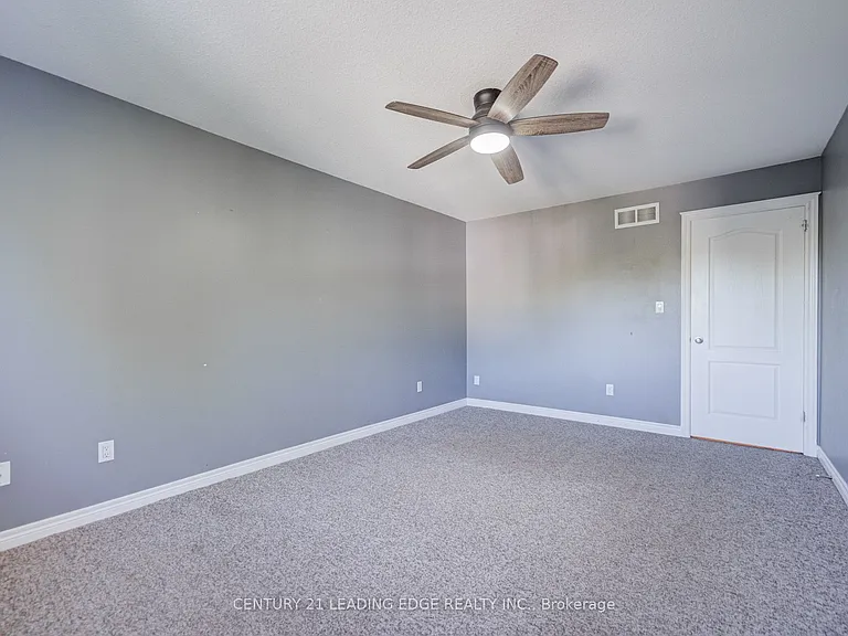 124 College St #9 — Photo 28