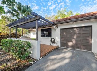 7259 Papaya Way, Tamarac, FL 33321