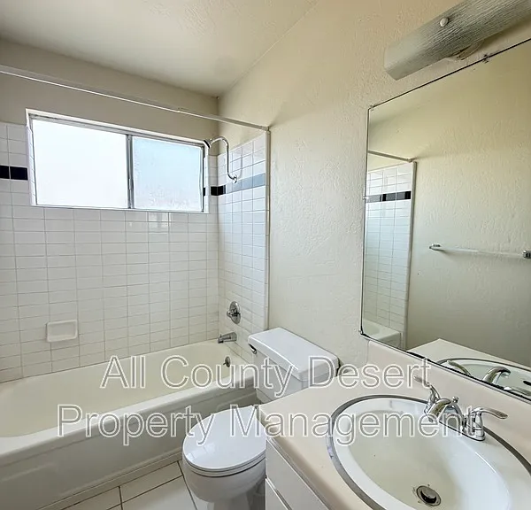 550 El Cielo Rd #1 — Photo 14