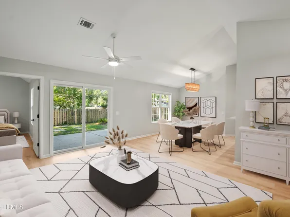 19 Ardmore Ave, Beaufort, SC 29907